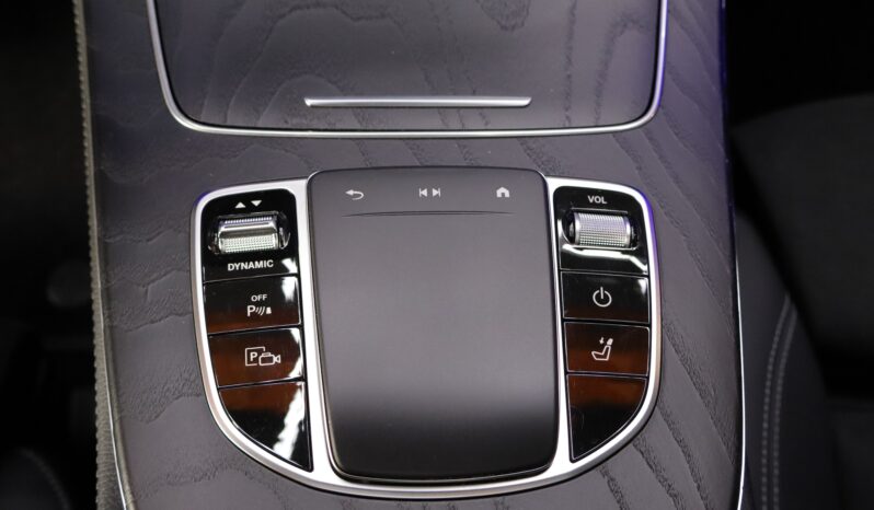 MERCEDES-BENZ E300e Estate AMG lleno