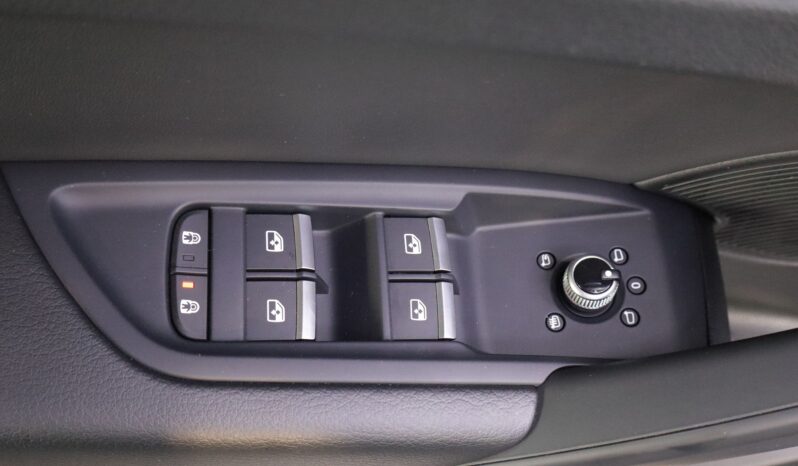 AUDI Q5 SPORTBACK 55TFSIe  S-Line lleno