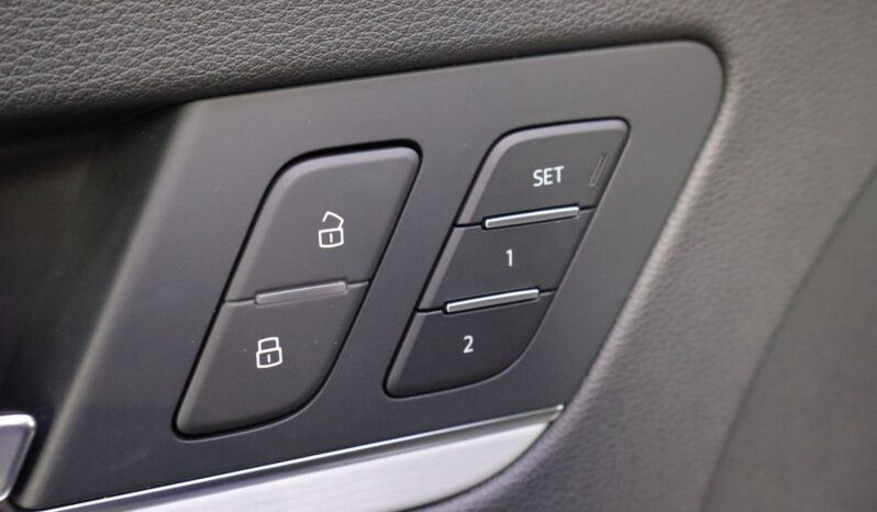 AUDI Q5 SPORTBACK 55TFSIe  S-Line lleno