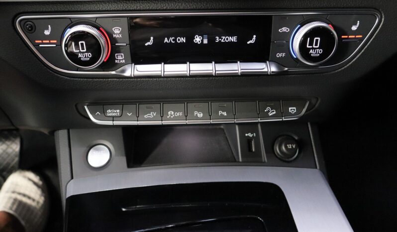 AUDI Q5 SPORTBACK 55TFSIe  S-Line lleno