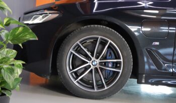 BMW 530e xDrive Touring M lleno