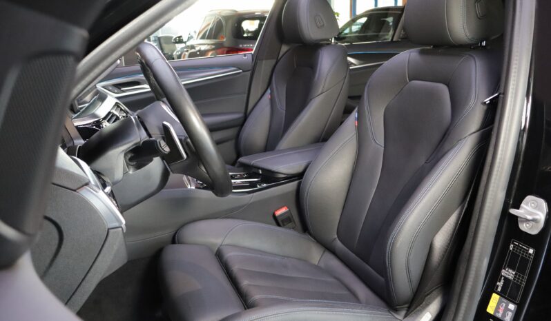 BMW 530e xDrive Touring M lleno