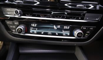 BMW 530e xDrive Touring M lleno