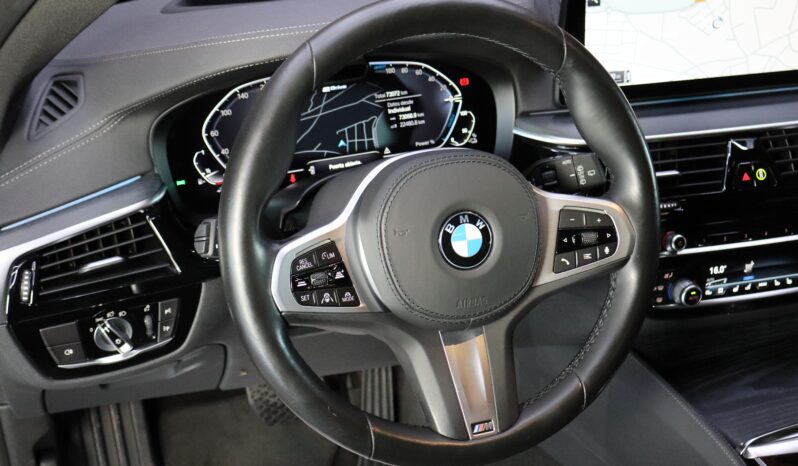 BMW 530e xDrive Touring Luxury Line lleno