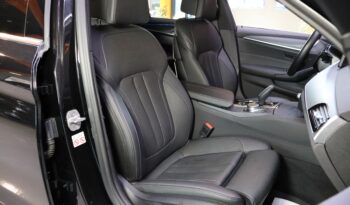 BMW 530e xDrive Touring Luxury Line lleno
