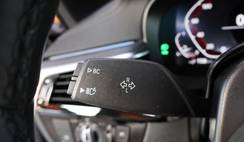 BMW 530e xDrive Touring Luxury Line lleno