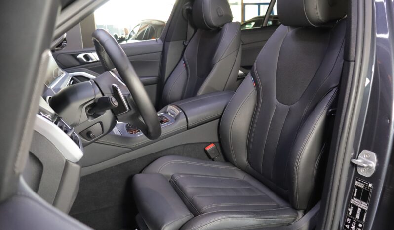 BMW X6 M50i lleno