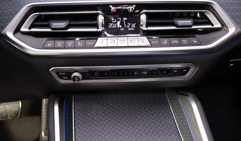 BMW X6 M50i lleno
