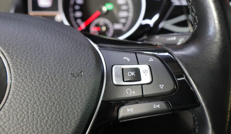 VOLKSWAGEN Touran Sport 2.0TDI DSG lleno