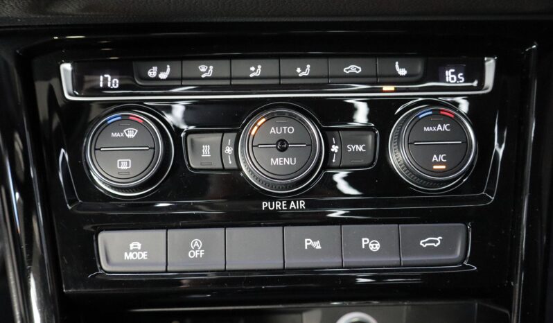 VOLKSWAGEN Touran Sport 2.0TDI DSG lleno