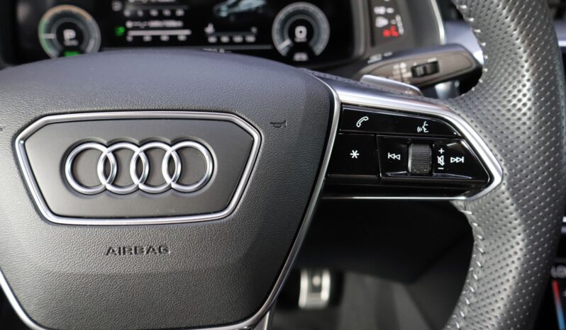 AUDI A7 55TFSIe quattro lleno