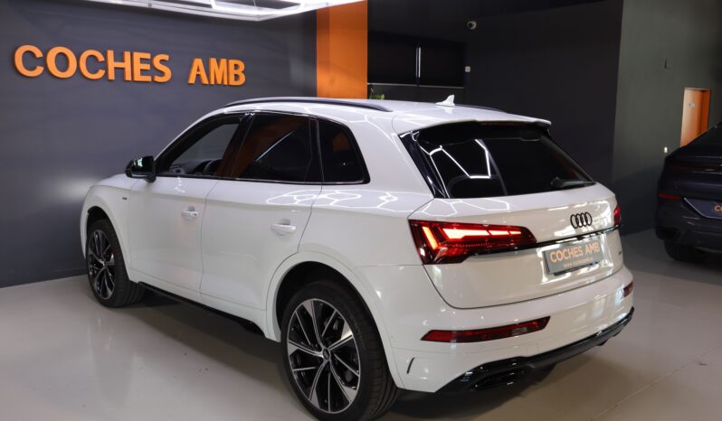 AUDI Q5 45TFSI Black line lleno