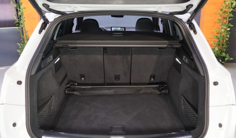AUDI Q5 45TFSI Black line lleno