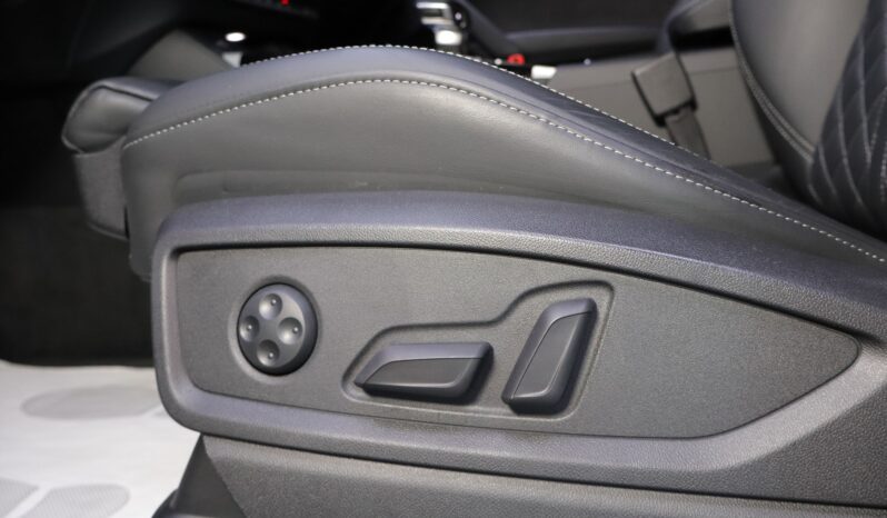 AUDI Q5 45TFSI Black line lleno