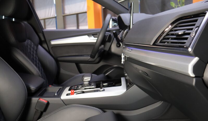 AUDI Q5 45TFSI Black line lleno