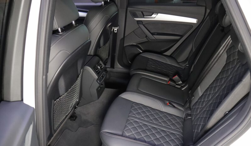 AUDI Q5 45TFSI Black line lleno