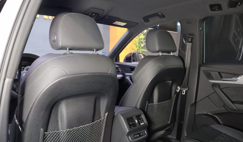 AUDI Q5 45TFSI Black line lleno