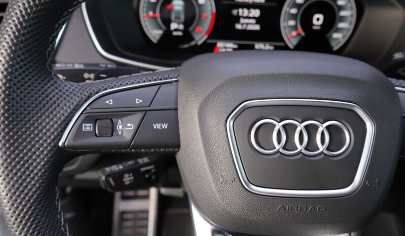 AUDI Q5 45TFSI Black line lleno