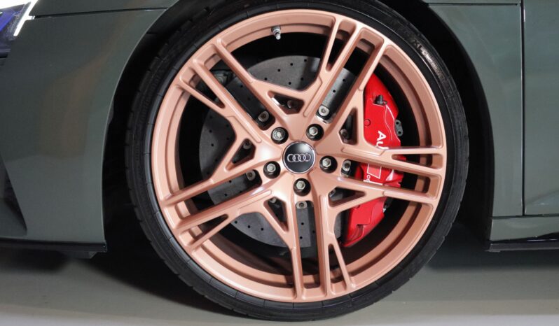 AUDI R8 V10 performance lleno