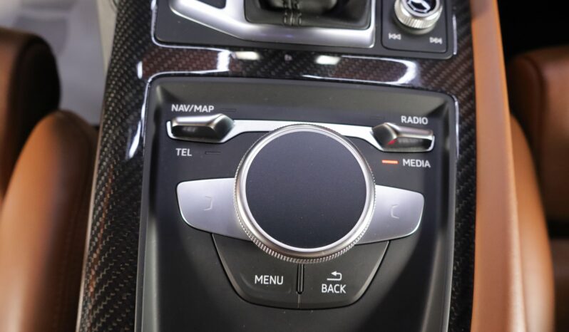 AUDI R8 V10 performance lleno