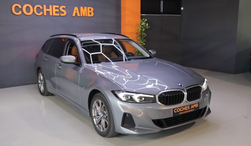 BMW 320e Touring lleno
