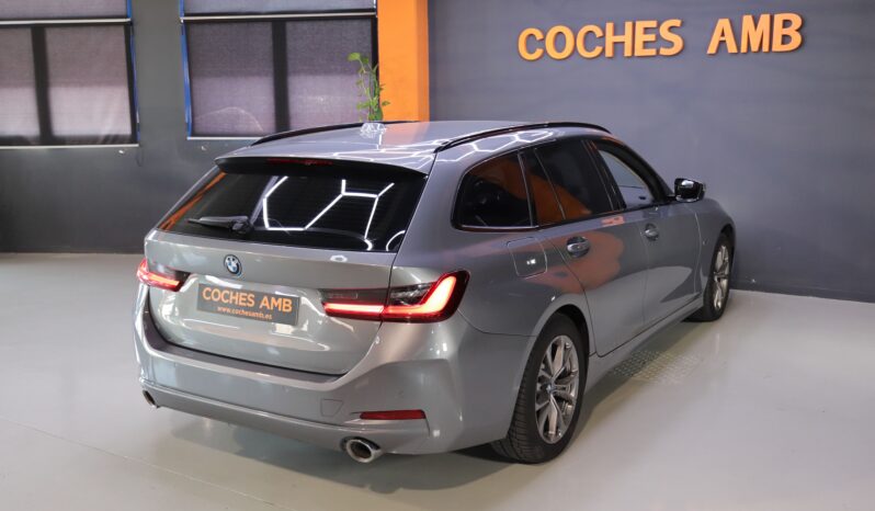 BMW 320e Touring lleno