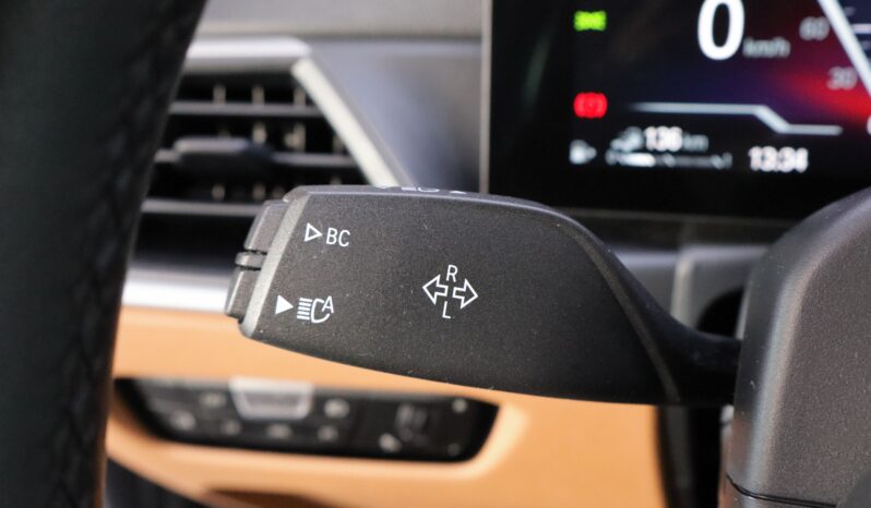 BMW 320e Touring lleno