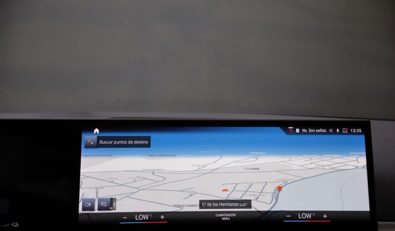 BMW 320e Touring lleno