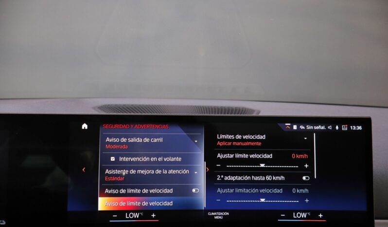 BMW 320e Touring lleno