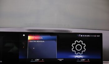 BMW 320e Touring lleno