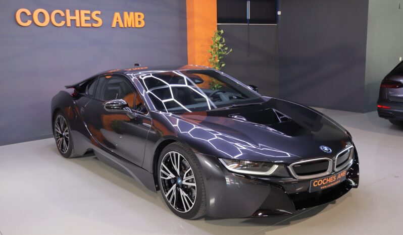 BMW i8 lleno