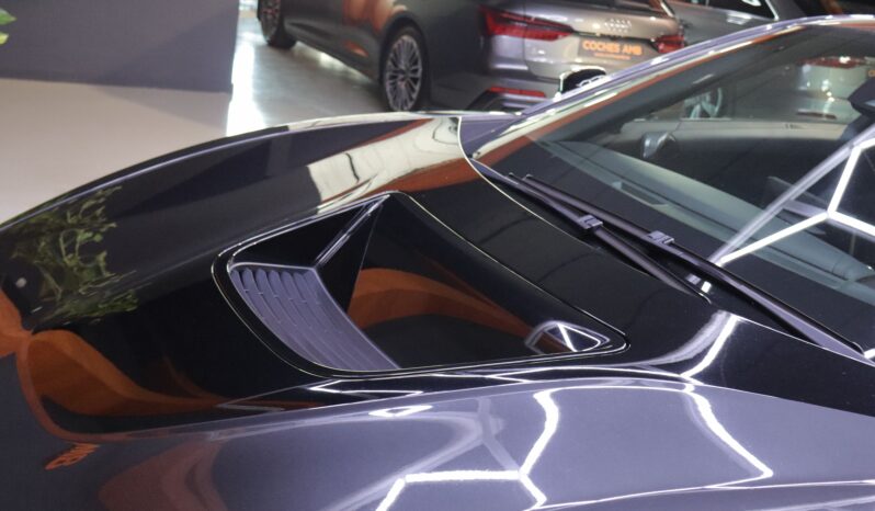 BMW i8 lleno