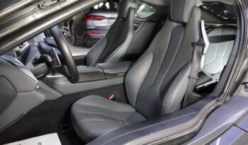 BMW i8 lleno