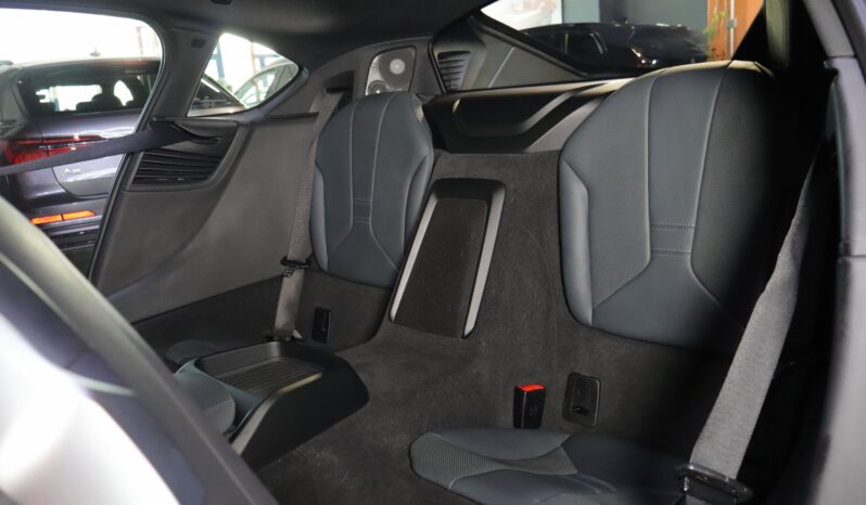 BMW i8 lleno