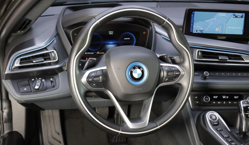 BMW i8 lleno
