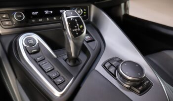 BMW i8 lleno