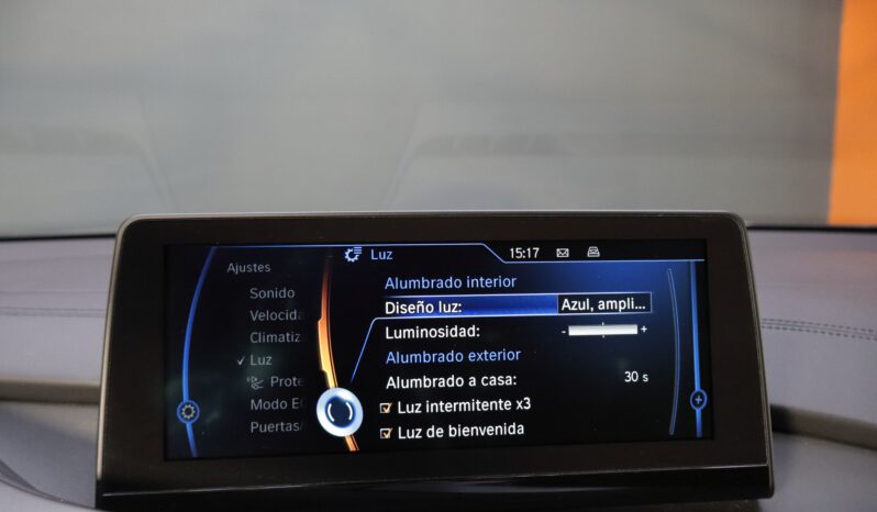 BMW i8 lleno