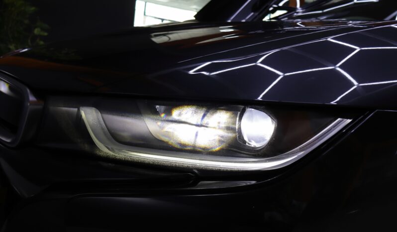 BMW i8 lleno