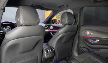 MERCEDES-BENZ E300e AMG lleno