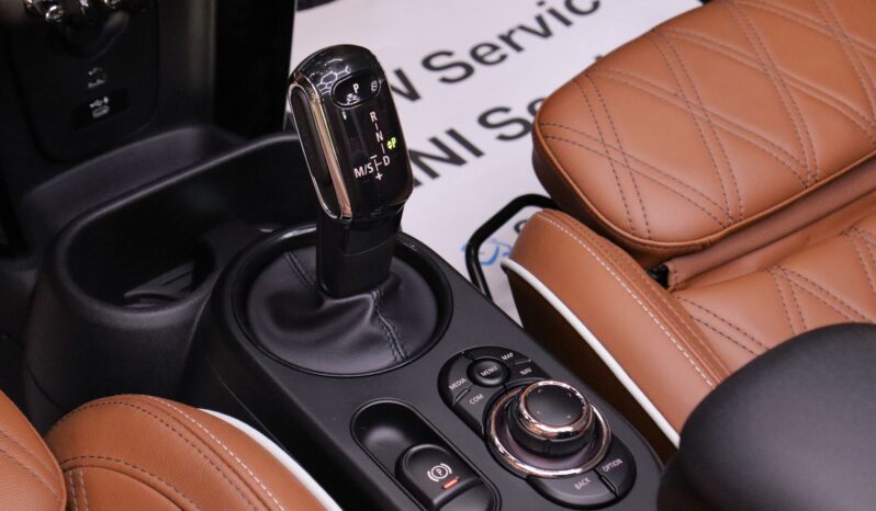 MINI John Cooper Works Cabrio lleno