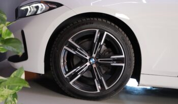 BMW 320i Touring M lleno