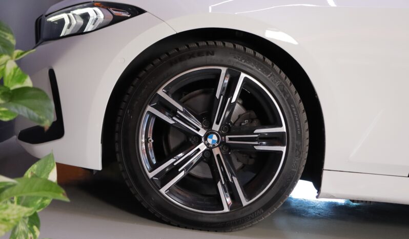 BMW 320i Touring M lleno
