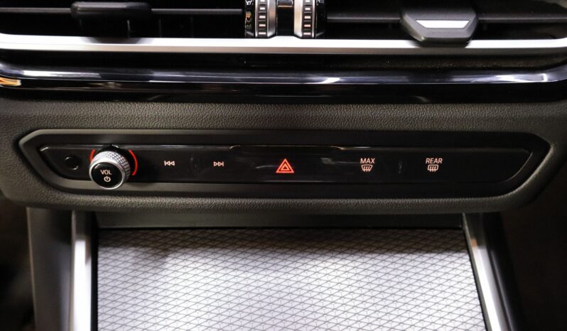 BMW 320i Touring M lleno