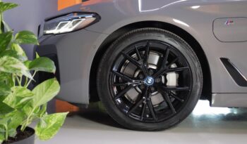 BMW 530e Touring M lleno