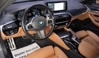 BMW 530e Touring M lleno