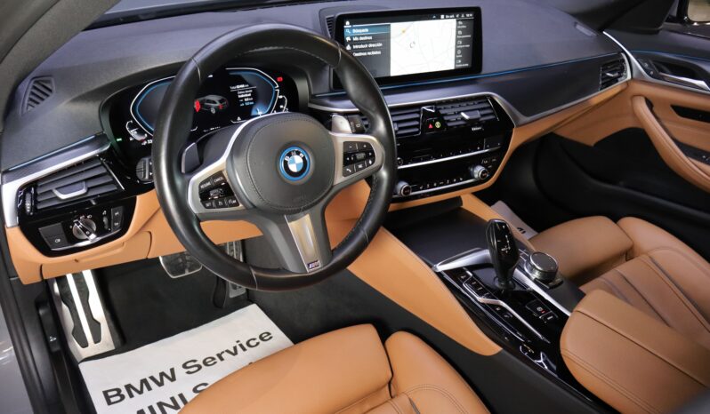 BMW 530e Touring M lleno
