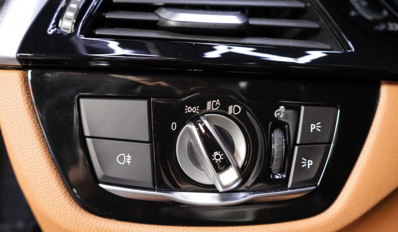 BMW 530e Touring M lleno