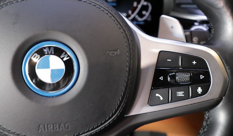 BMW 530e Touring M lleno