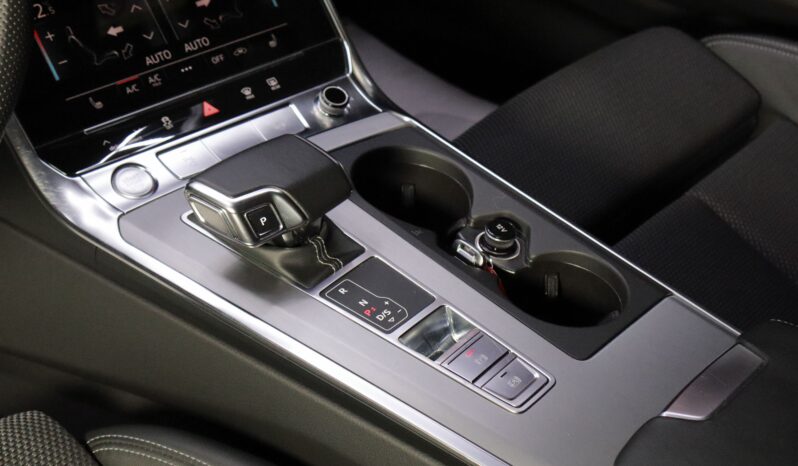 AUDI A6 Avant 45TFSI S-line lleno