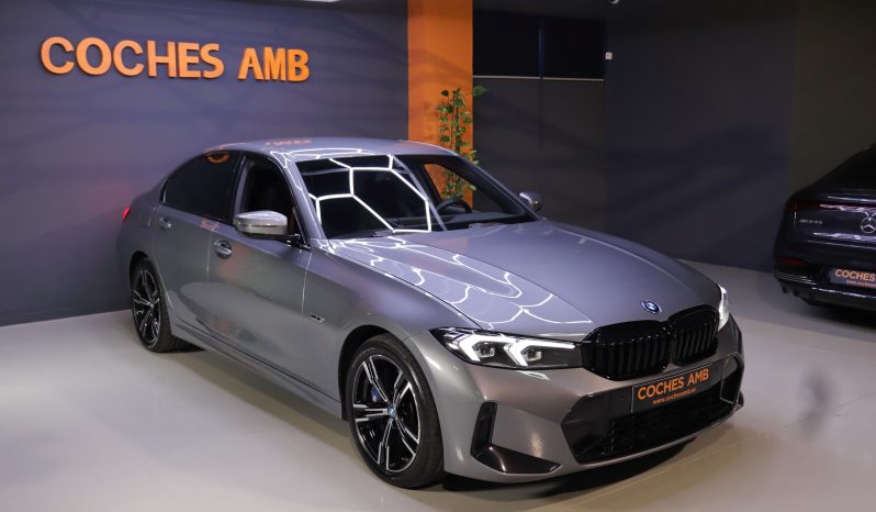 BMW 330e M lleno
